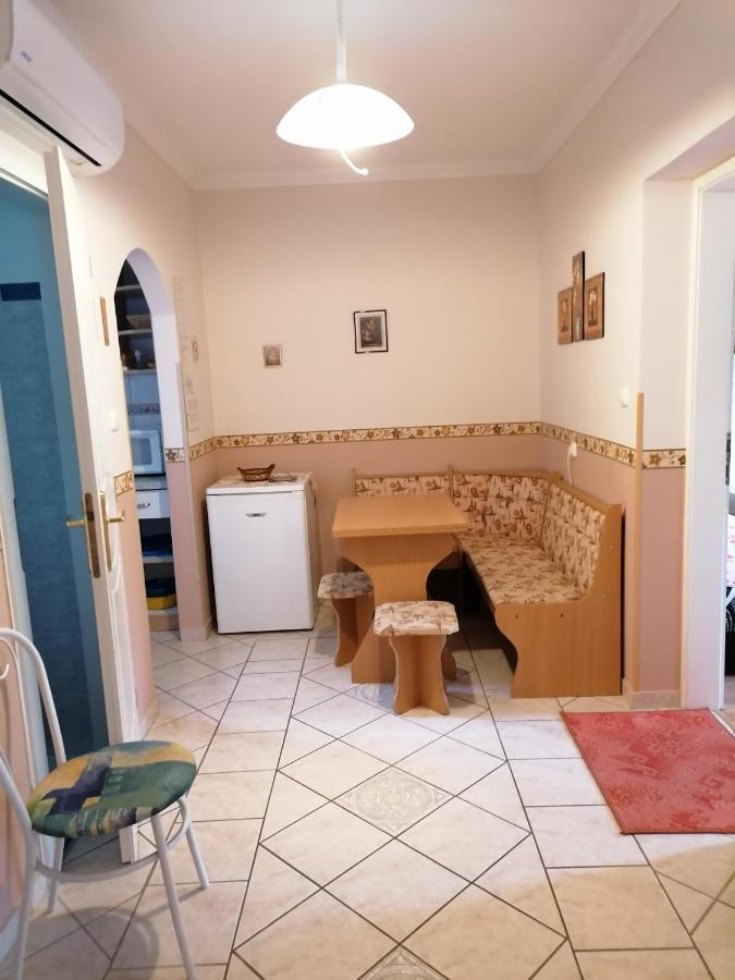 Kaktuszvirág Apartmanház Hajdúszoboszló Esterno foto