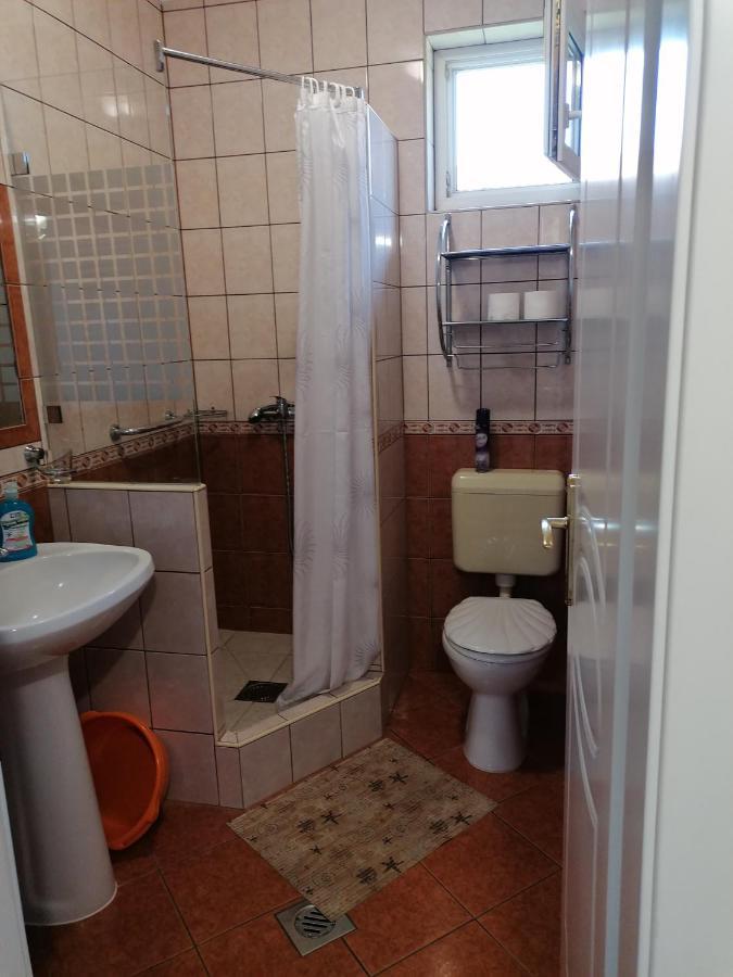 Kaktuszvirág Apartmanház Hajdúszoboszló Esterno foto